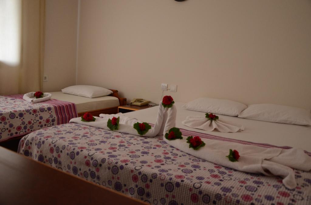 Dilek Hotel Menderes エクステリア 写真